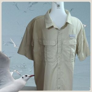 Size XXL Columbia Khaki Outdoor Shirt